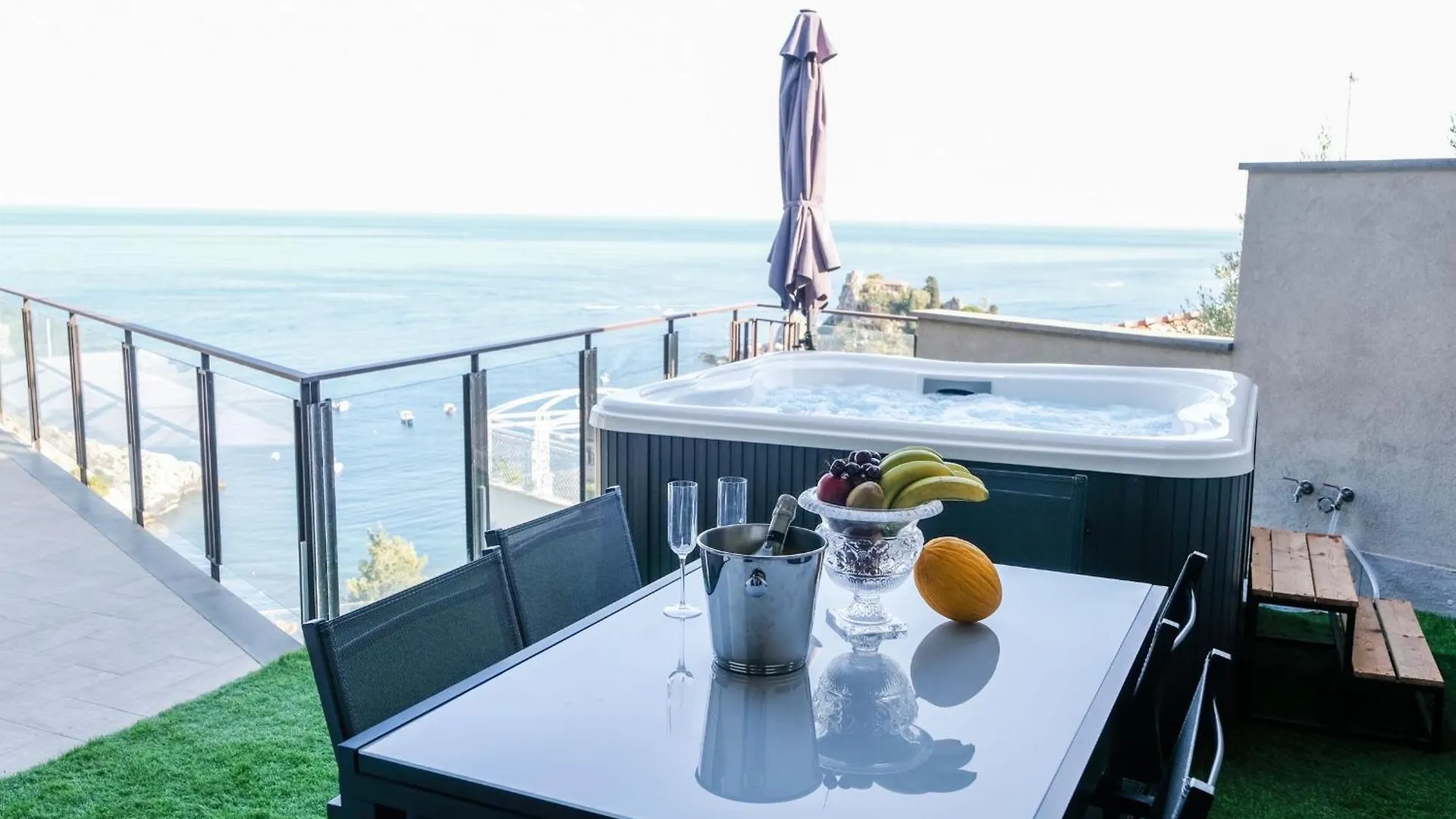 Isola Bella Luxury View Apartment Taormina 0*,  Italy